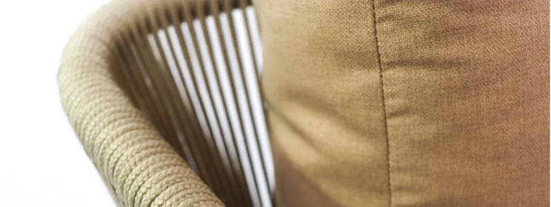 Sofá com Corda Náutica: Estilo e Resistência para Áreas Externas