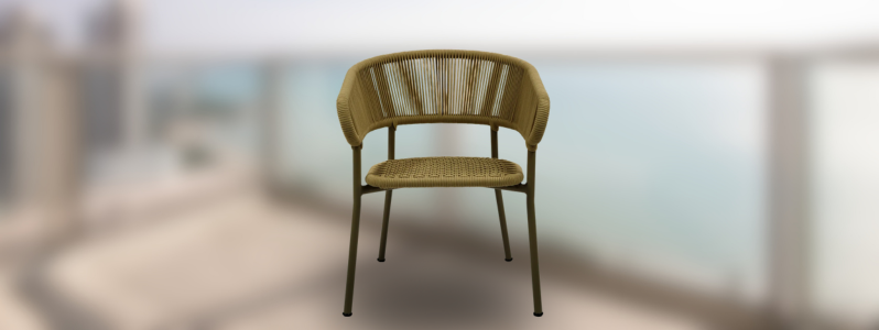 Cadeira de corda náutica com estrutura em alumínio, ideal para varanda externa.