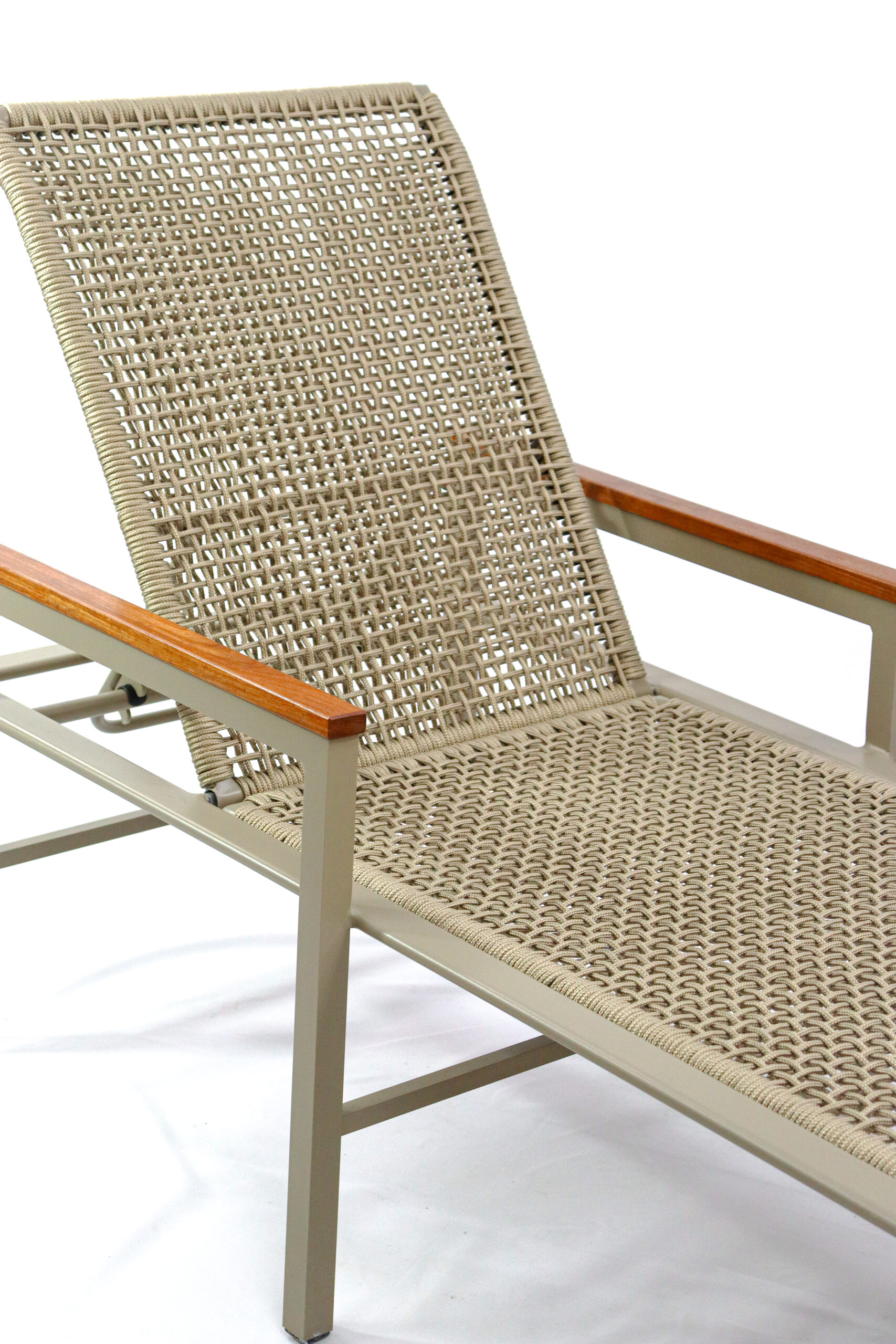 Espreguiçadeira em corda náutica - bege.