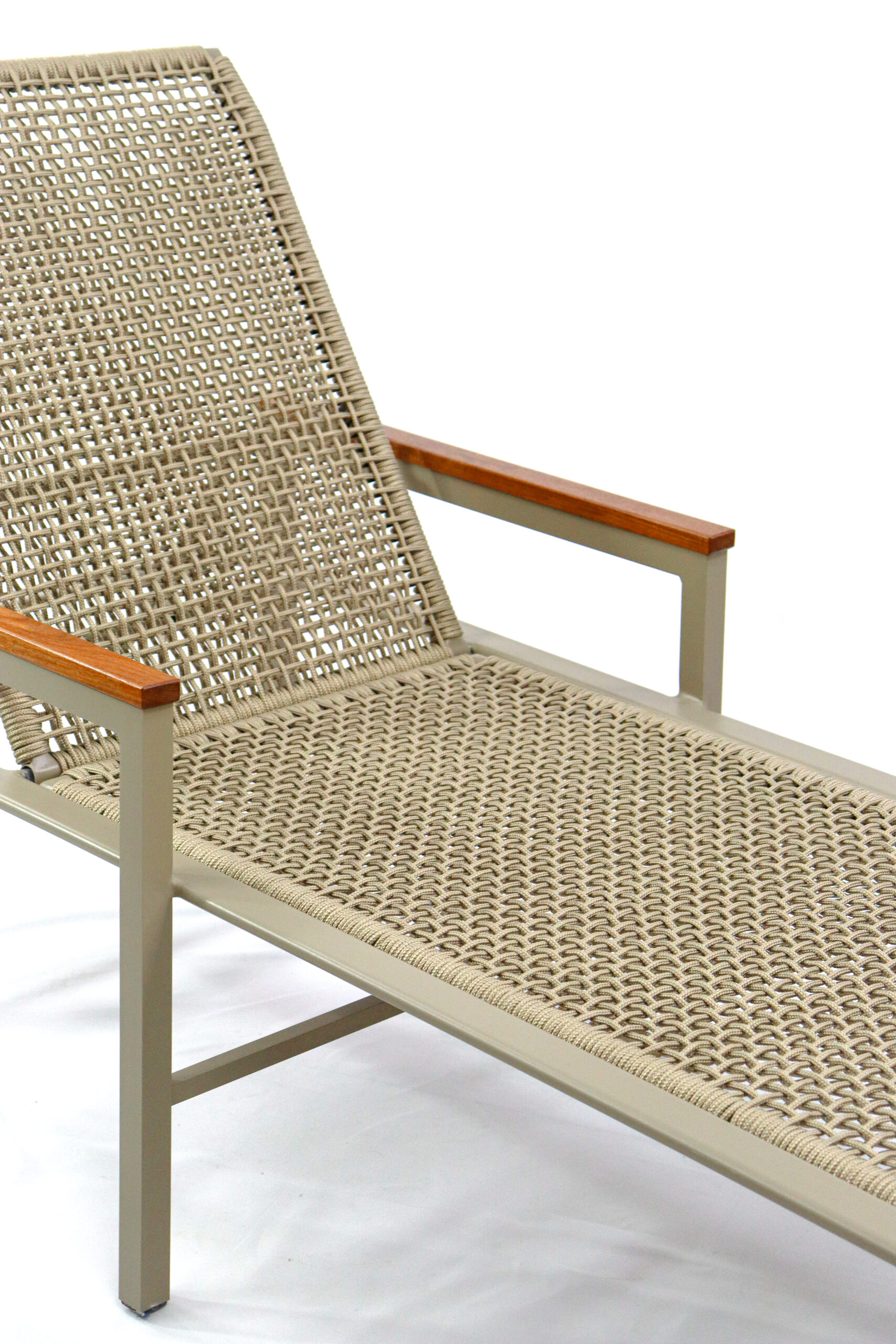 Espreguiçadeira em corda náutica - bege.