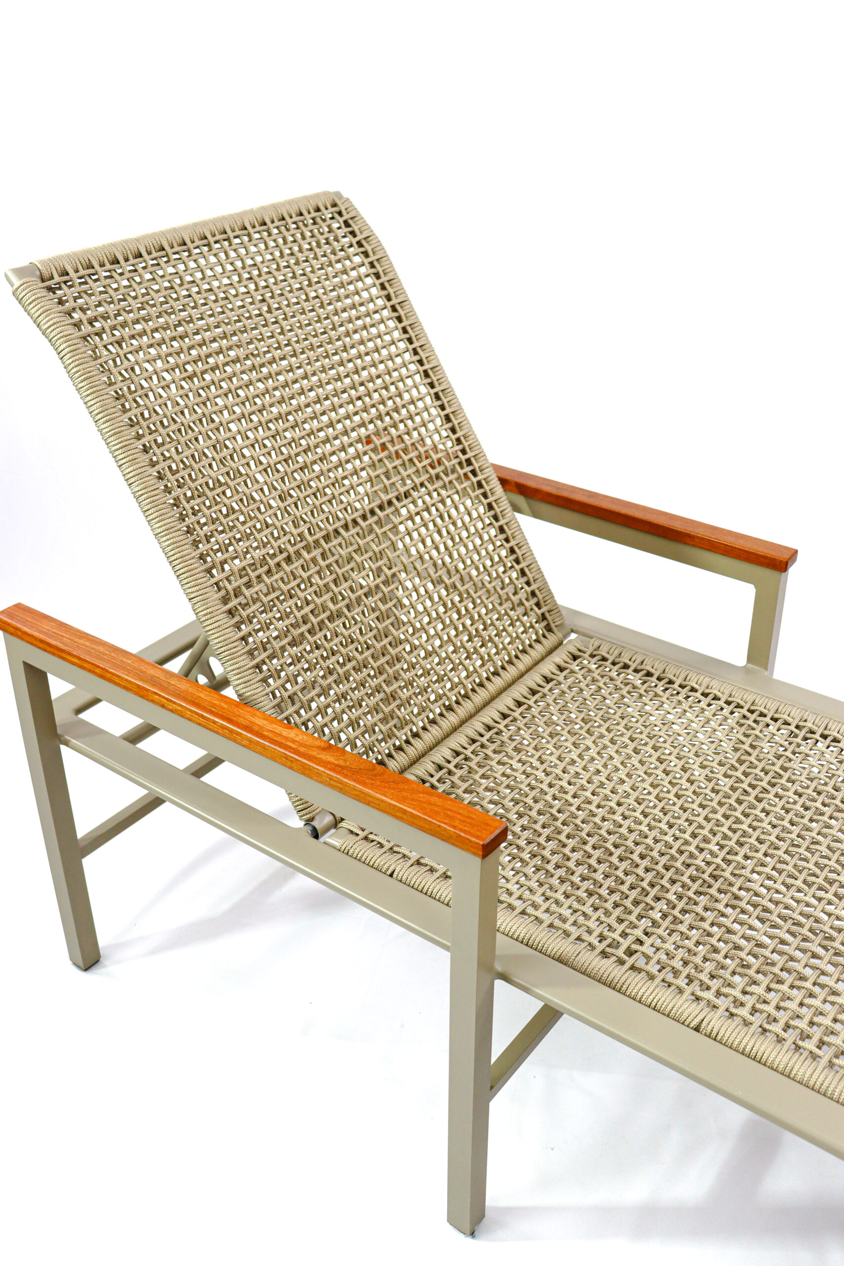 Espreguiçadeira em corda náutica - bege.