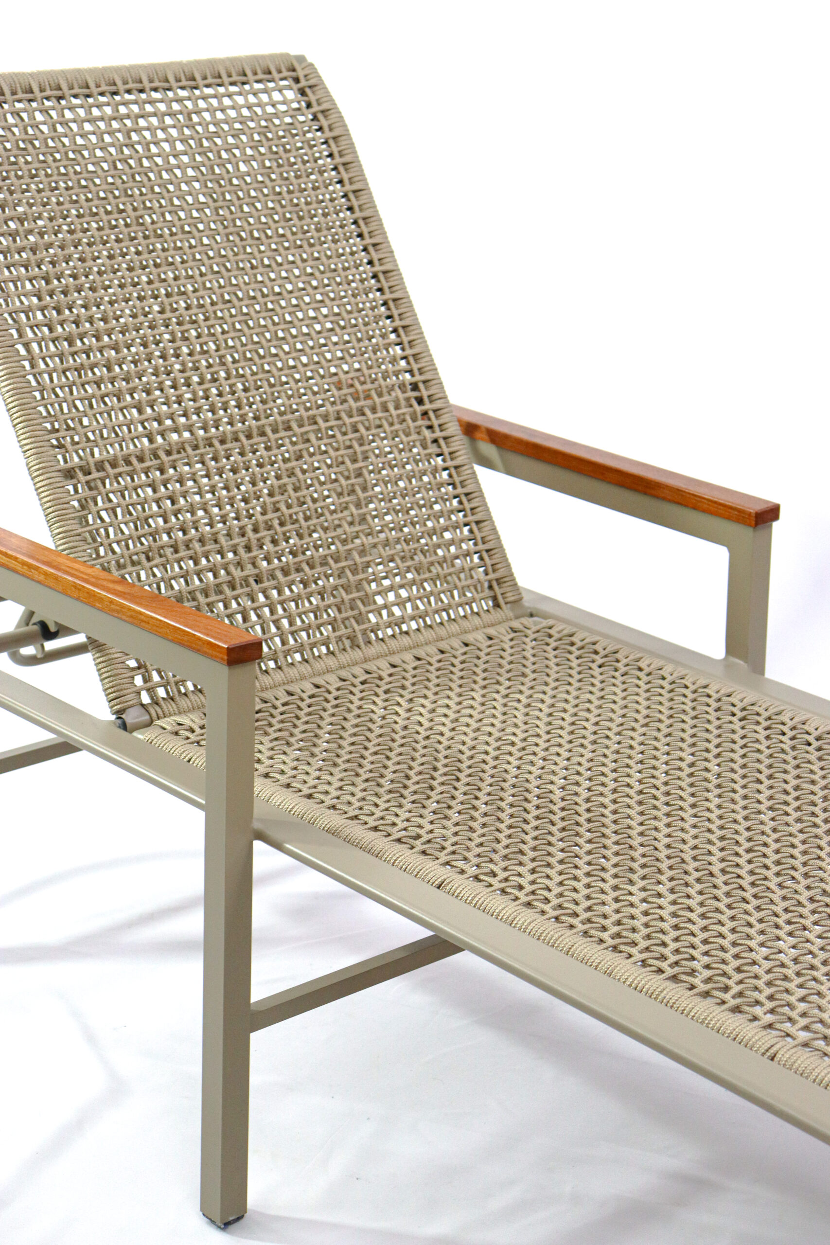 Espreguiçadeira em corda náutica - bege.