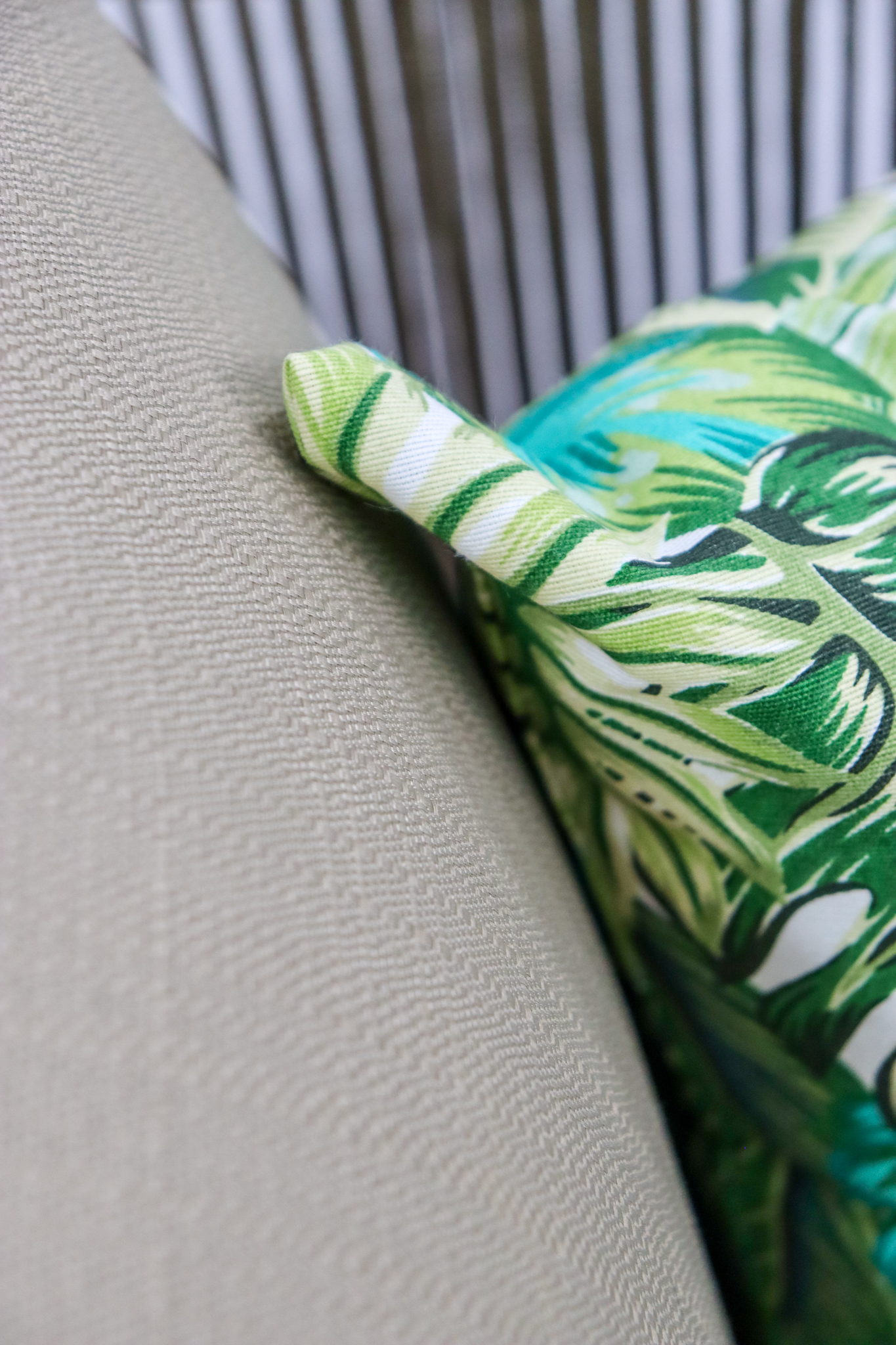 Poltrona em corda náutica, estofado.